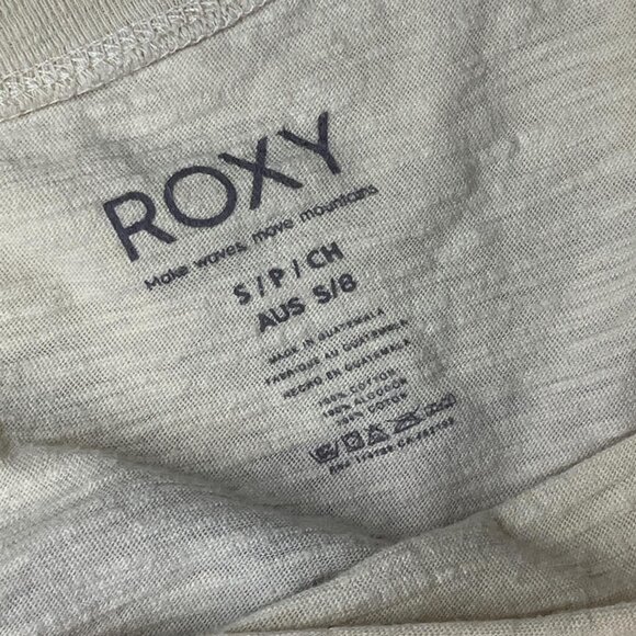 Roxy Cream Graphic Cut-Off T-shirt 100% Cotton Size Small - Picture 4 of 4